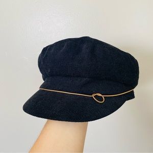 Black Corduroy Newsboy Paperboy Cabbie Cap Hat with Gold Chain
